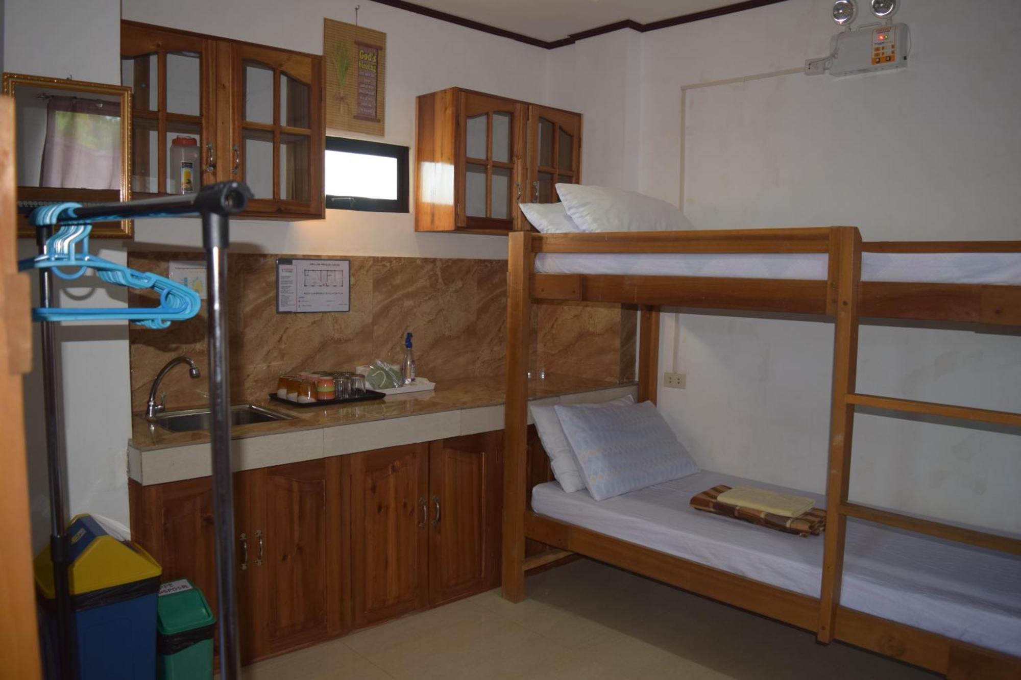 Sealor Pension House Пуэрто-Принцеса Экстерьер фото